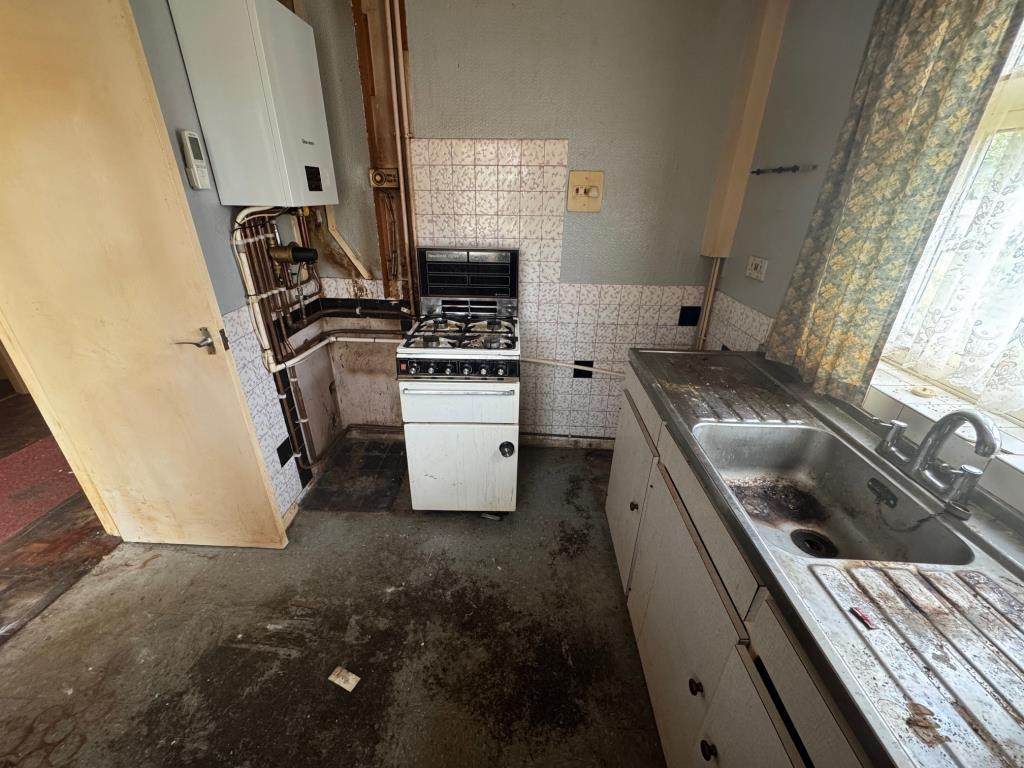 Lot: 132 - SEMI-DETACHED THREE-BEDROOM BUNGALOW FOR REFURBISHMENT WITH GARAGE - Kitchen